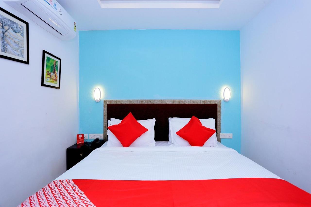 Capital O 61059 Green Life Hotel Kochi Екстериор снимка