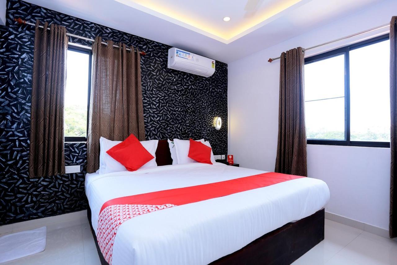 Capital O 61059 Green Life Hotel Kochi Екстериор снимка