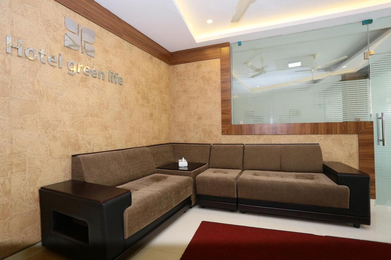 Capital O 61059 Green Life Hotel Kochi Екстериор снимка