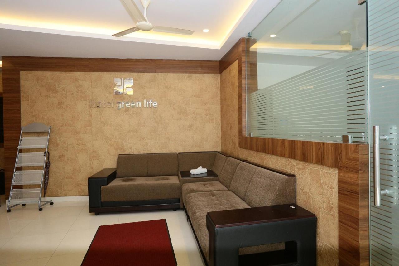 Capital O 61059 Green Life Hotel Kochi Екстериор снимка